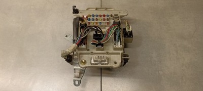 Коробка предохранителей toyota rav 4 ii d4d фото №1