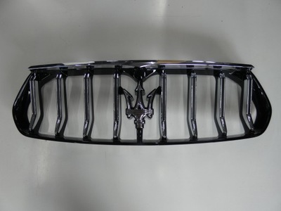 Решітка радіатора, решітка радіатора maserati levante lift фото №1