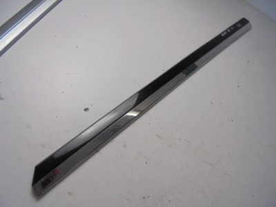 Молдинг дверь правый перед vw passat b8 14- фото №1