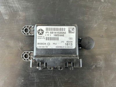 Модуль pdc jeep grand cherokee wk2 68141530ae фото №1