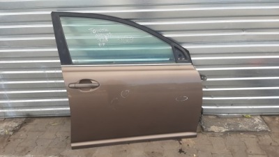 Дверь правый перед toyota avensis t25 4q9 фото №1