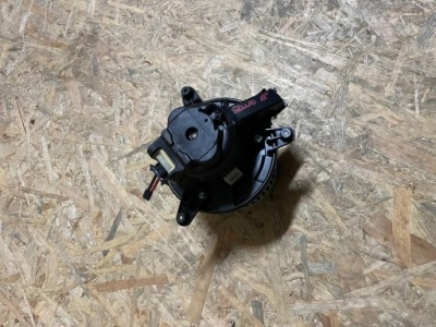 Воздуходувка вентилятор отопителя alfa romeo stelvio 5w0431000 5w0431000e фото №1