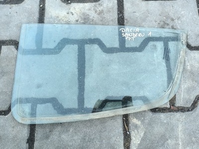 Скло двері правий задня трикутник dacia sandero 1 stepway фото №1