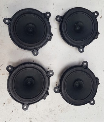 Динамик дверь правый левый перед задняя mazda 2 dj фото №1