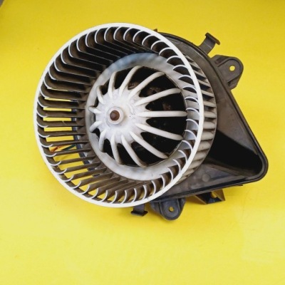 Повітродувка обдув вентилятор fiat punto 141730600 nr157 фото №1