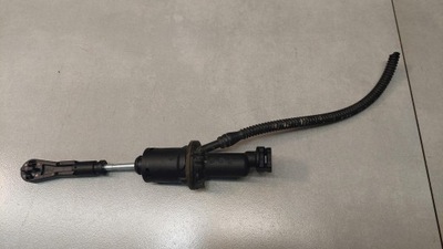 Помпа цилиндр сцепления citroen c5 i fl 2.2 hdi фото №1