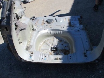 Peugeot 2008 pas задній підлога багажника піддон фото №1