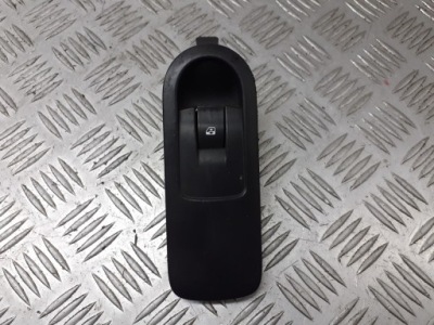 Панель скло правий перед scenic ii 156013740 фото №1