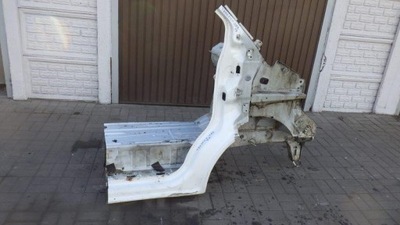 Чверть лонжерон правий перед trafic ii vivaro a lift фото №1