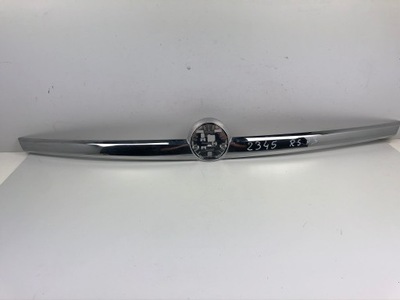 Накладка крышки задней opel insignia a lift sedan фото №1