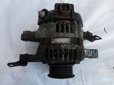 Генератор toyota yaris 2 06-12 27060-0d060 фото №1