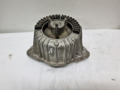 Mercedes w218 подушка двигуна фото №1