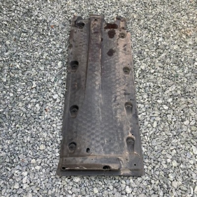 Audi a3 2,0 fsi защита подвеска левая 1k0825211e фото №1