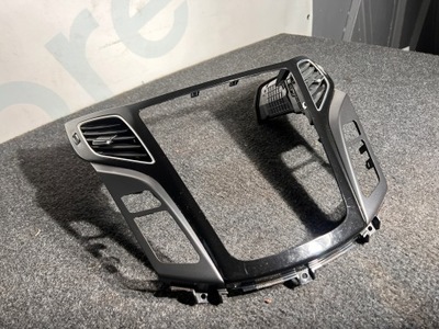 Hyundai i40 рамка навигации решётка обдув фото №1