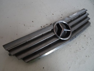 Решітка радіатора радіатора решітка радіатора mercedes w203 a2038800383 фото №1