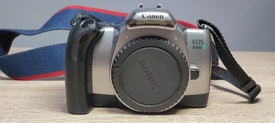 Aparat Canon EOS 3000V body