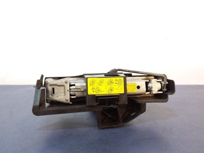 Audi a6 c6 домкрат підйомник 4f0011031 фото №1