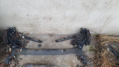 Nissan qashqai j11 балка підвіска задня комплектна фото №1