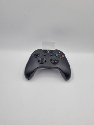 Pad Xbox One 1537 Czarny