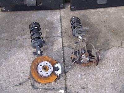 Skoda scala 1.0 поворотний кулак амортизатор амортизаторна стійка фото №1