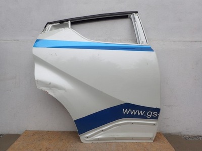 Двері праве задні правий задня toyota chr c hr 2016- фото №1