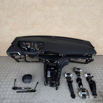 Панель приладів комплектна подушка безпеки консоль ремені панель приладів peugeot 5008 ii 2020 rok фото №1