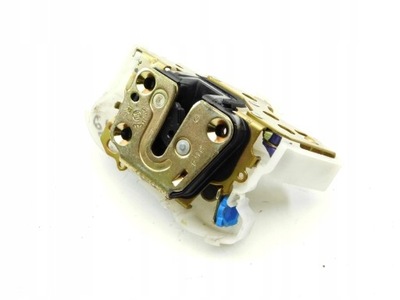 14/18 subaru forester ii замок дверь правый перед фото №1