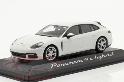 Porsche Panamera 4 E-Hybrid Sport 1:43 Minichamps