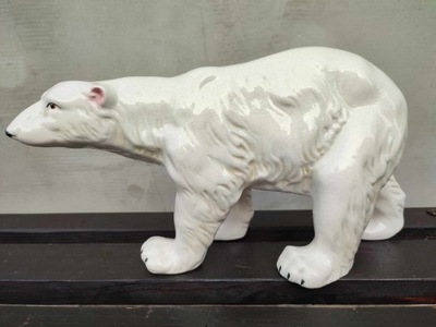 Stary porcelanowy niedźwiedź polarny