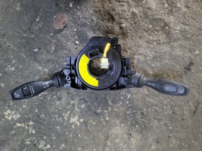 Fiesta mk7 переключатель комбинированный 8a6t-13n064-gf фото №1