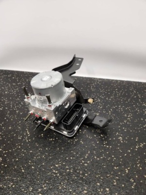 Mitsubishi eclipse cross phev 21-24 lift- насос abs фото №1