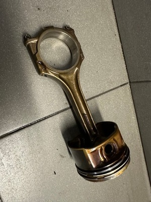 Поршень шатун audi a8 d2 2.8 amx 078j фото №1