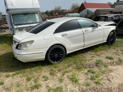 Mercedes cls w218 крыло левый правый задний  четверть ремень задний фото №1