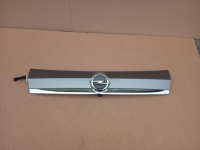 Opel mokka x накладка камера крышки багажника фото №1