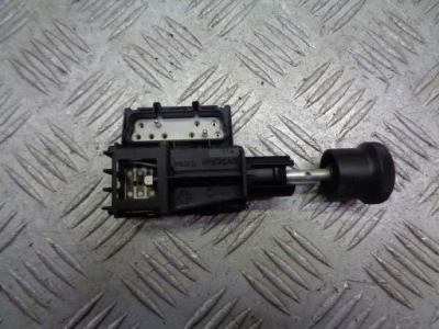 Выключатель противотуманного bmw e36 549352022 фото №1