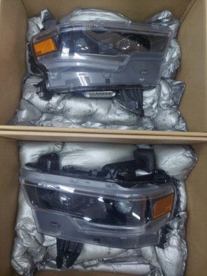 Фара фонари led комплект левая + правый  чёрные typ trx dodge ram limited 2019- фото №1