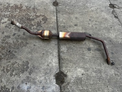 Выхлоп труба выхлопная гаситель катализатор dacia jogger sandero iii 1.0 tce фото №1