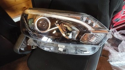 Proace iii фара правый led 9808237480-00 фото №1