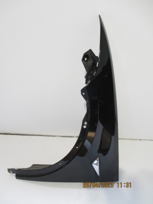 Крила tesla x лівий bez накладки фото №1