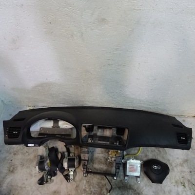 Subaru legacy iv приборная панель приборная панель консоль подушка безопасности фото №1