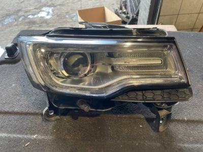 Jeep grand cherokee wk2 фара перед передня ліва правий bi-xenon led фото №1