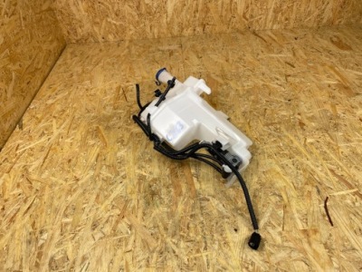 Бак рідина омивача помпа toyota yaris iv p21 2020- фото №1