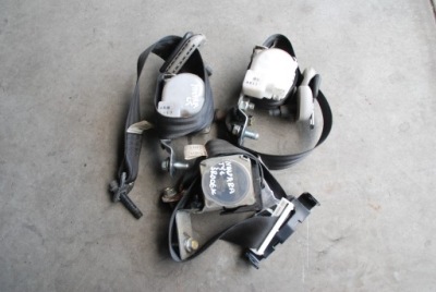 Pas безпеки задня nissan navara d40 08r фото №1