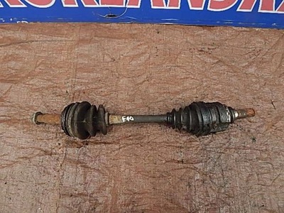 Приводной вал левая toyota corolla e10 фото №1