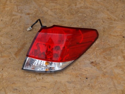 Subaru legacy v kombi 09-13 лампа права задня задня фото №1