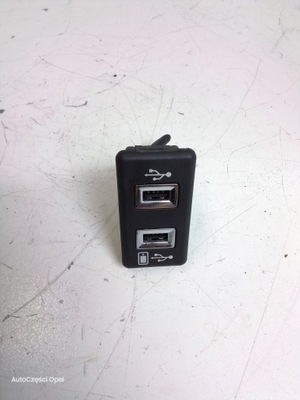 N240 з'єднувач роз'єм port usb opel crossland x 39132905 фото №1