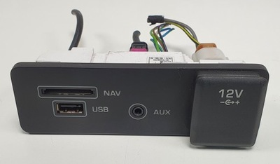 ГНЕЗДО USB AUX 12V NAV DISCOVERY SPORT L550