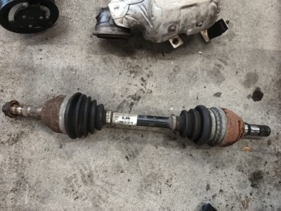 Opel astra j 1.4 turbo приводной вал левая 13271555 фото №1