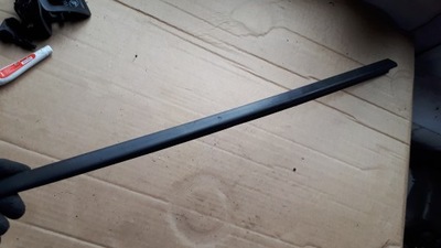 A6 c7 lift молдинг прокладка стекло лобовое левая фото №1