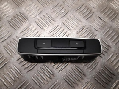 Audi a4 s4 b9 2019 правая сторона панель кондиционера фото №1